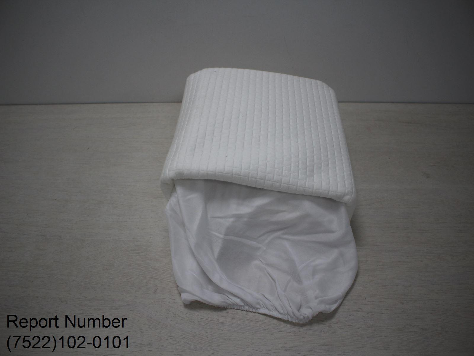 Realizamos una prueba de impermeabilidad en las fundas de la cama y las fundas de cuero del sofá(images 2)