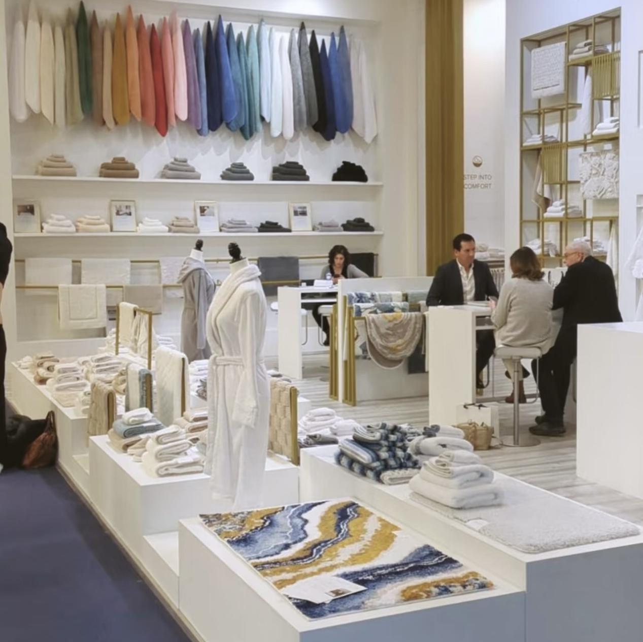 L'entreprise participe activement à des expositions de textiles d'intérieur dans plusieurs régions（images 2）
